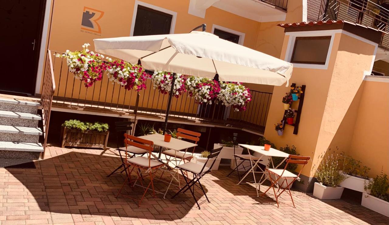 Bed and Breakfast Bb Borgo Biella Candelo Exterior foto
